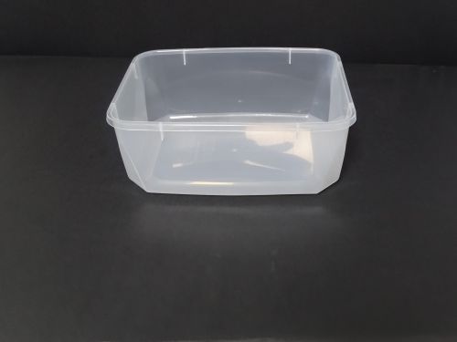 מכלי פלסטיק